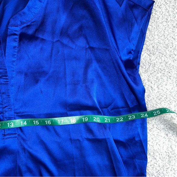 JODIFL Boxy Blue Sleeveless Blouse with Mandarin Collar - Picture 4 of 6